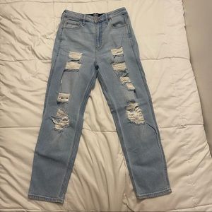 Hollister Vintage Stretch Ultra High-Rise Mom Jean